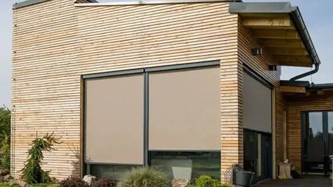 Screenové rolety: efektivní a úsporné řešení