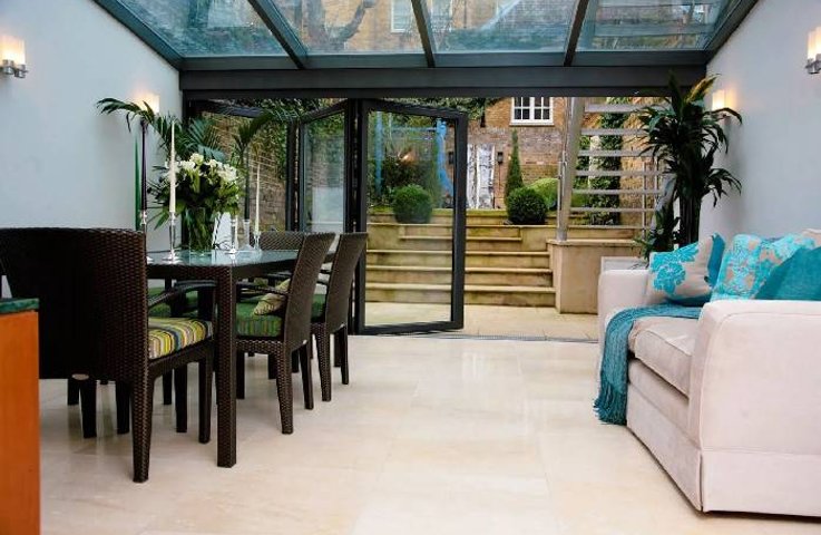 Zimní zahrada jako investice: Vyplatí se a přináší víc, než čekáte