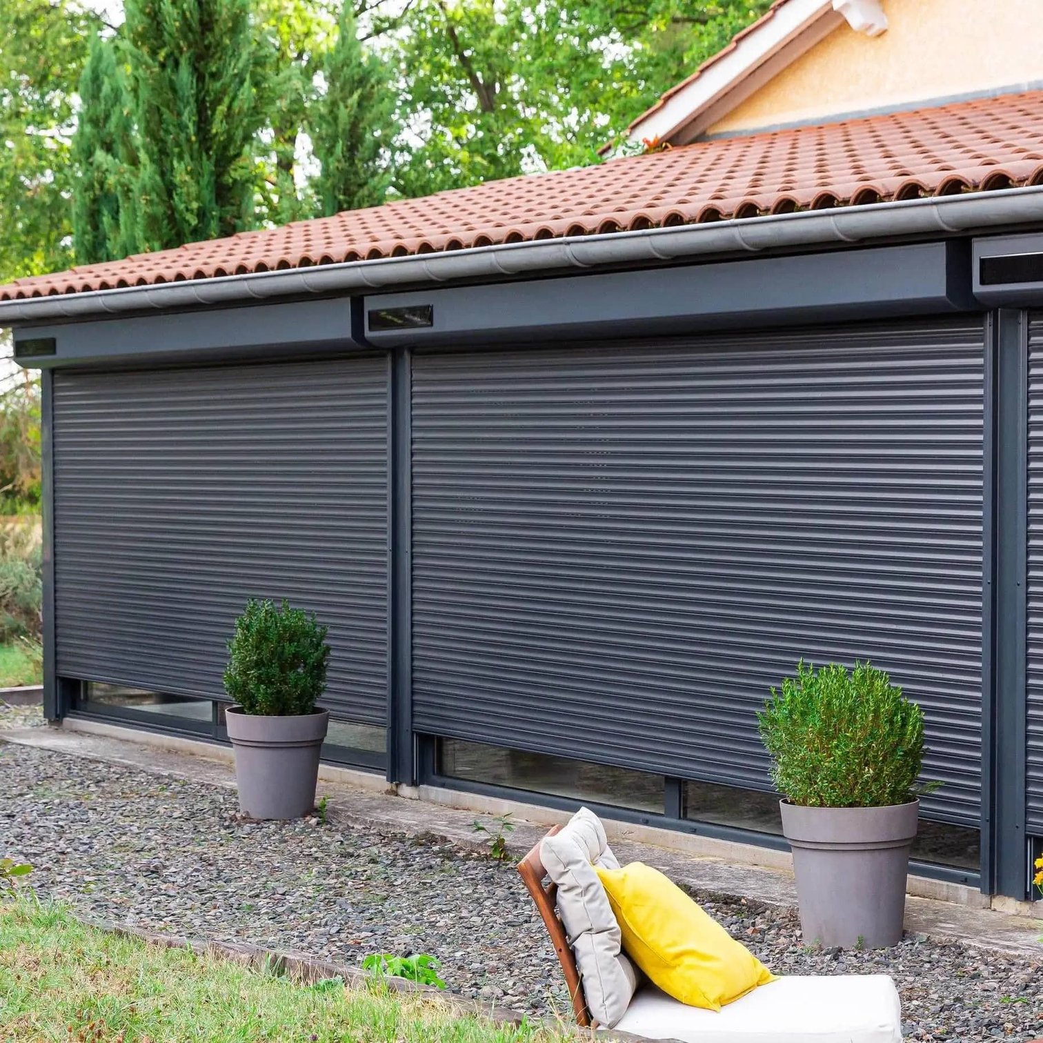 Dálkově ovládané rolety