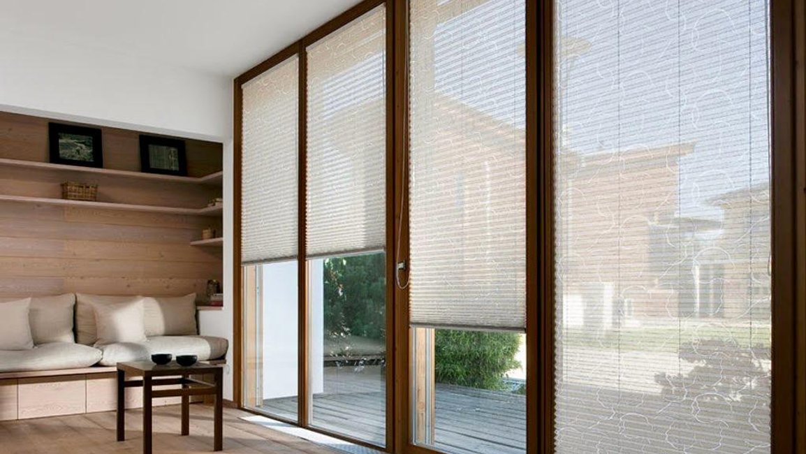 Elegantní plisé žaluzie pozvednou vaše bydlení na novou úroveň elegance a stylu