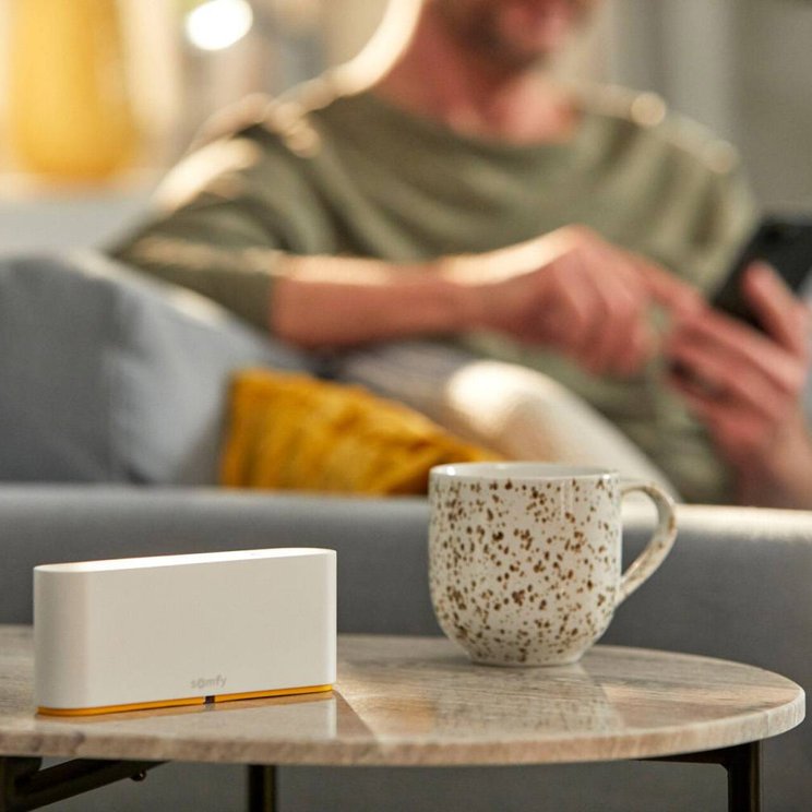 Switch chytré domácnosti na stole