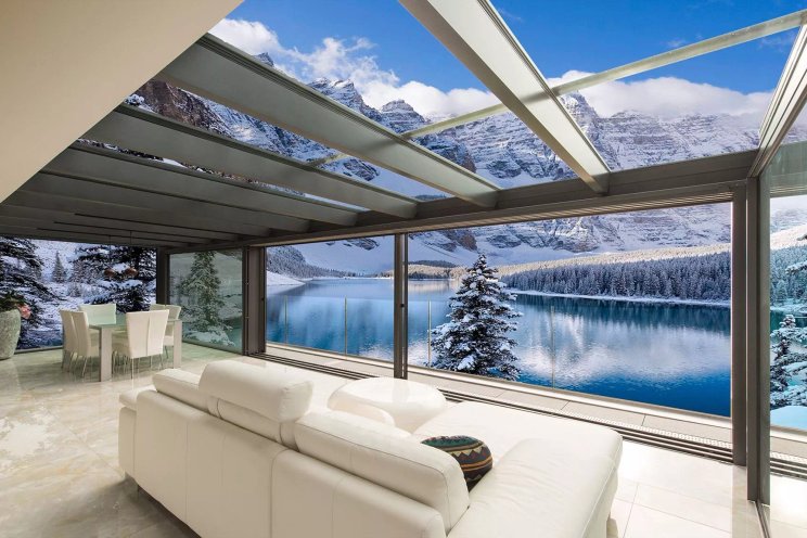 Moderní dům s 3 dvoukřídlými dveřmi